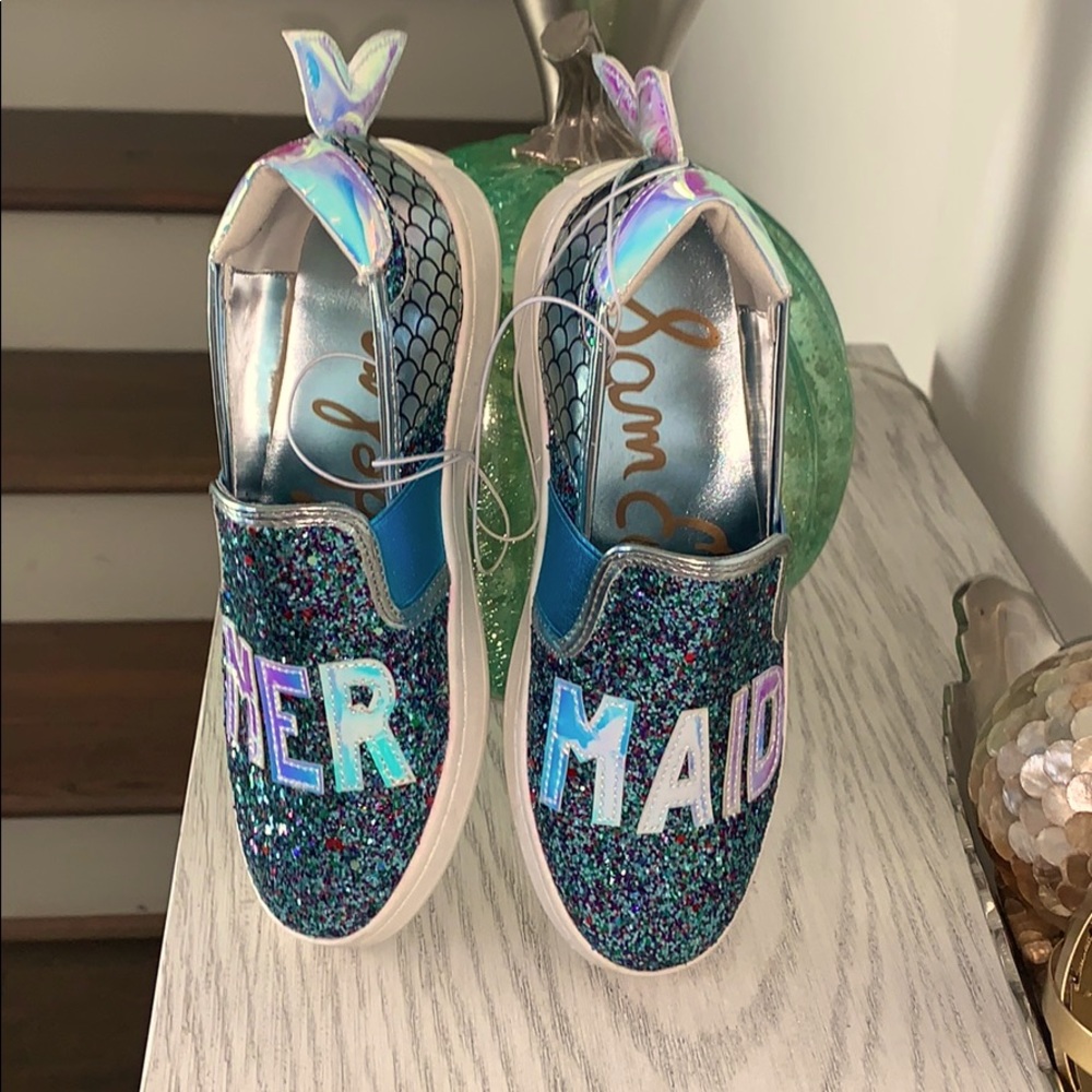 NWT Girls Mermaid Sneakers